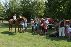 1074608_602377136473224_320163596_o