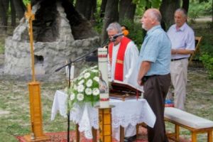 2013.08.24. Mohácsi csata évfordulója alkalmából hagyományteremtő Szentmise a Duna-parton, történelmi előadás, film vetítés.