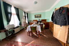 Hagyományőrző gyűjtemény az emeleten