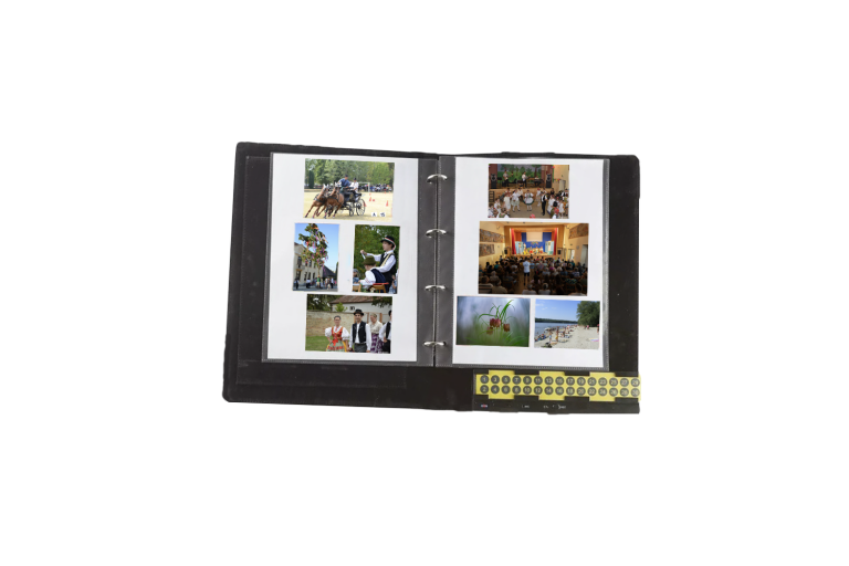 „Fut a falu” fotói